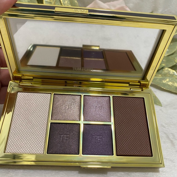 Tom Ford shade and illuminate face and Eye Palette INTENSITY 2/MOONLIT VIOLET - Picture 1 of 6